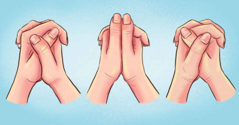 The Way You Cross Your Fingers Shows What Kind of Person You Are