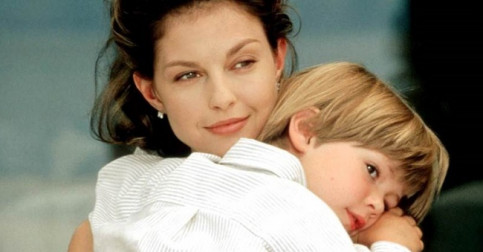 12 Things Good Parents Do for Their Children