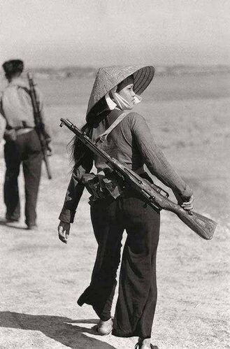 Apache_sniper_girl