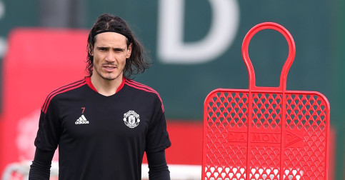 Edinson Cavani នឹងស្នាក់នៅ Manchester United បន្ទាប់ពីអ៊ុយរូហ្គាយលុបចោលការកោះហៅចូលជម្រើសជាតិ