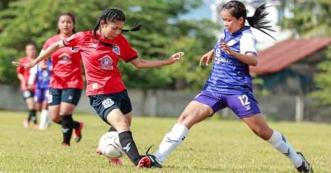 សហព័ន្ធកីឡាបាល់​ទាត់​កម្ពុជាប្រកាសលុប​ពានរង្វាន់បាល់​ទាត់ចំនួន​បី