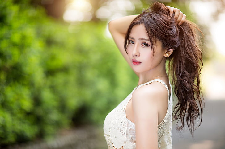 Asian Female Girl Model Wallpaper Preview