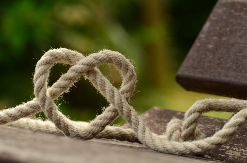 Rope Knitting Heart Love 113737 1024x678.jpeg