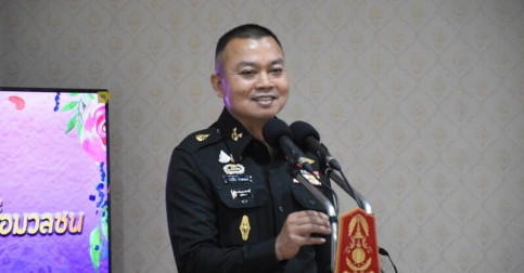 មេទ័ពភូមិភាគ ២ ថៃ Boonsin Padklang ចេញមុខបញ្ជាក់ថាខ្លួននៅមានដង្ហើ/មដកមិនទាន់ស្ល-ា//ប់ក្នុងសមរភូមិដូចពាក្យគេល្បីទេ