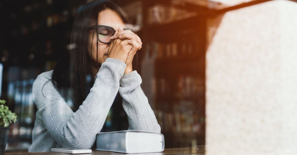 527 66765 Woman Praying Gettyimages Palidachan120