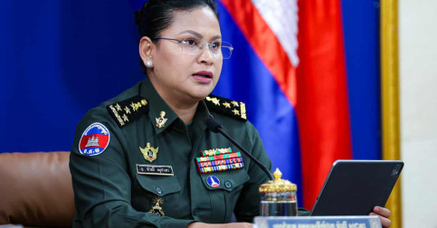 សង្គ្រាម​ឈ្លានពាន​ពី​ថៃ​៤​ថ្ងៃ​ធ្វើ​ឱ្យ​ពលរដ្ឋ​កម្ពុជា ២,៥​ម៉ឺន​គ្រួសារ ស្មើ​៨​ម៉ឺន​នាក់ ត្រូវ​បាន​ជម្លៀស​ចេញពី​លំនៅ​ដ្ឋា​ន និង​កុមារ​១៣​ម៉ឺន​នាក់ មិន​អាច​សិក្សា​រៀនសូត្រ