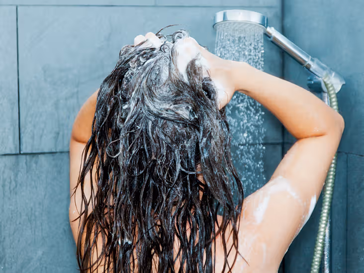 Woman Washing Her Hair 732x549 Thumbnail