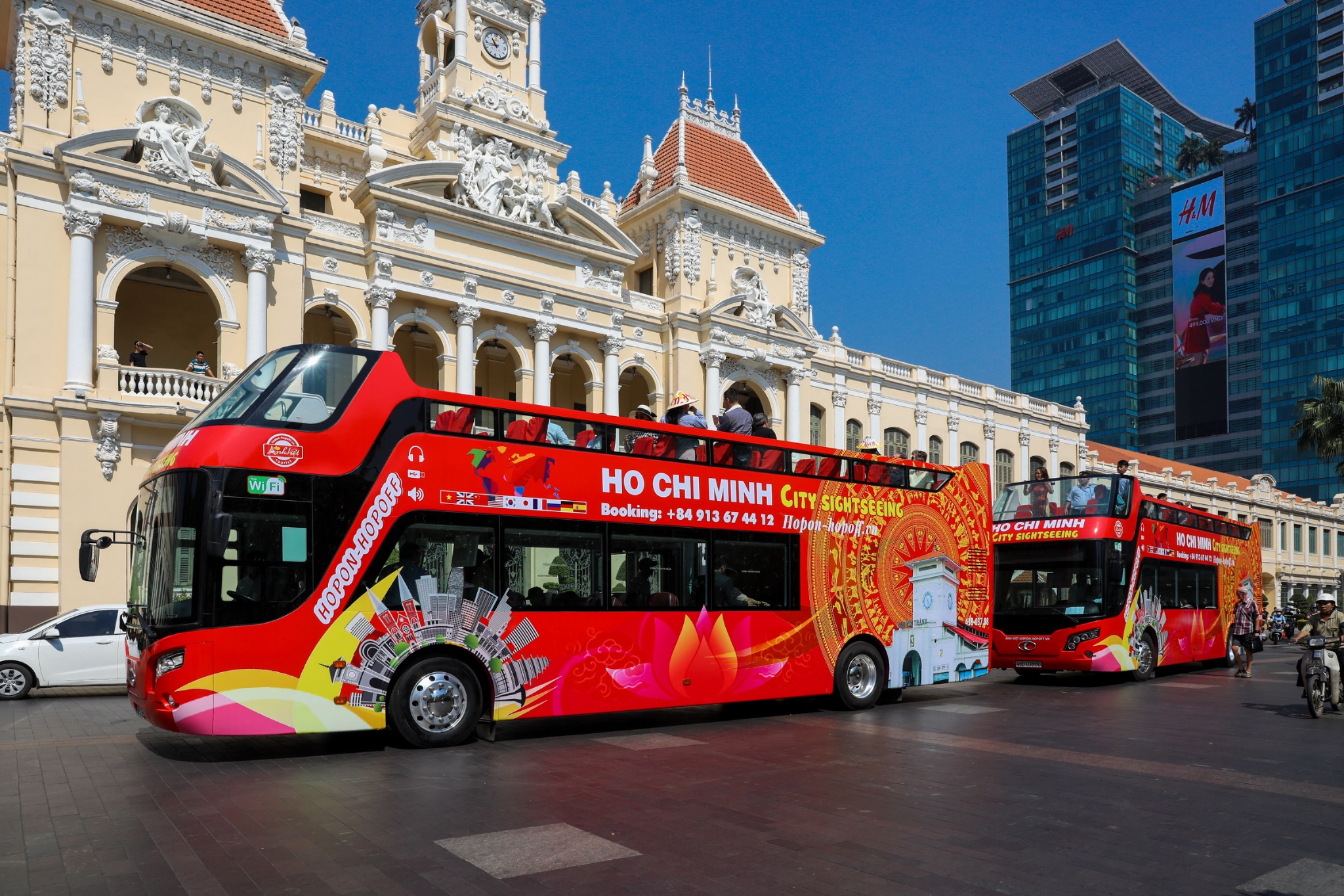 Hopon Hopoff Bus In HCMC