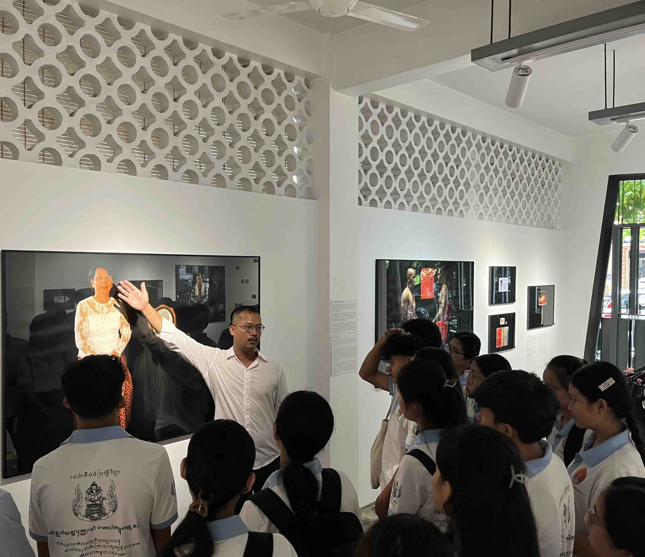 04 Tour With Student Group