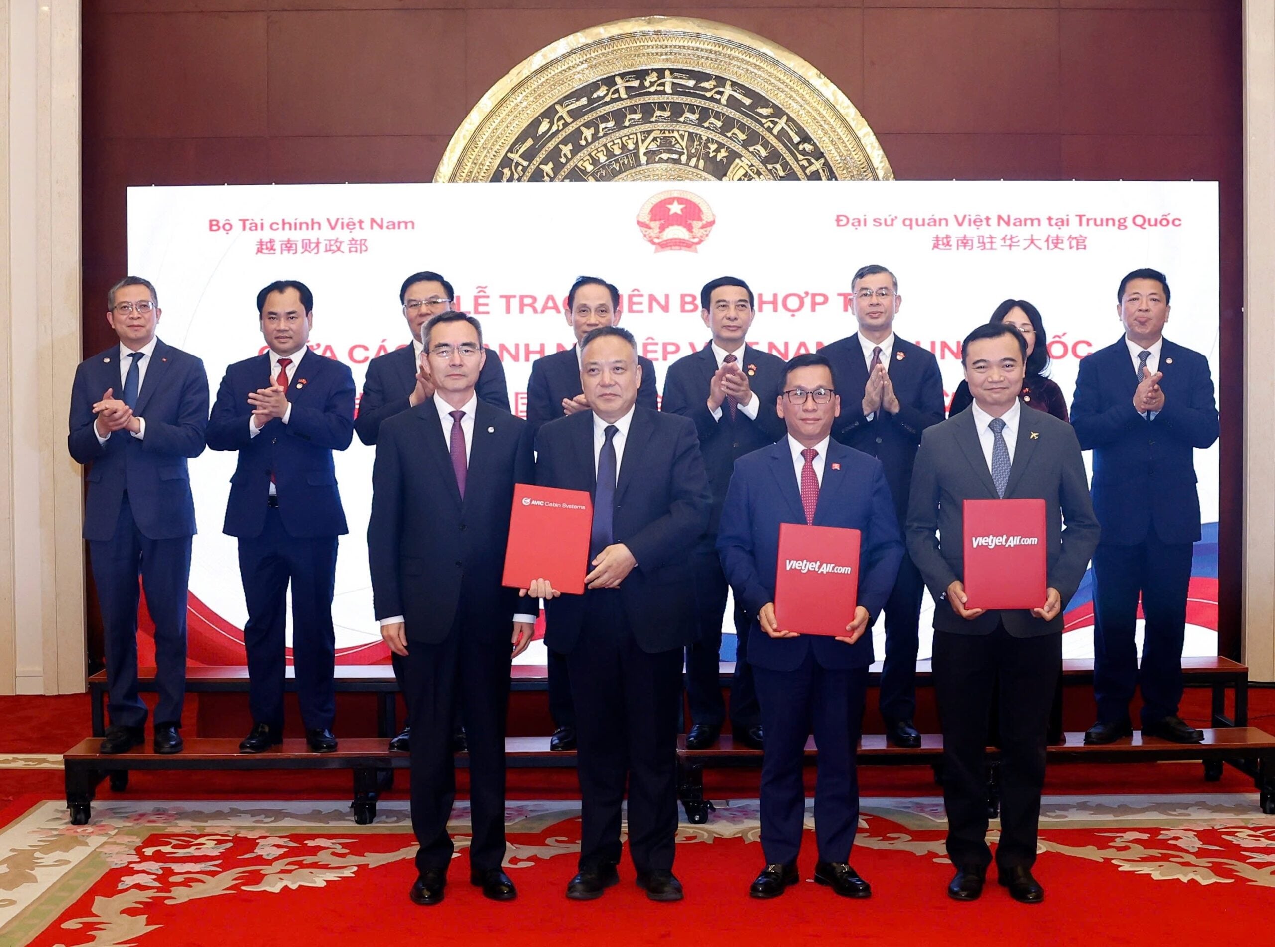 Vietjet And AVIC Cabin Systems